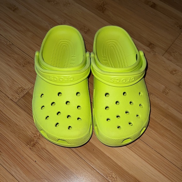 Crocs Classic Clog|Comfortable Slip On Casual - Picture 3 of 5